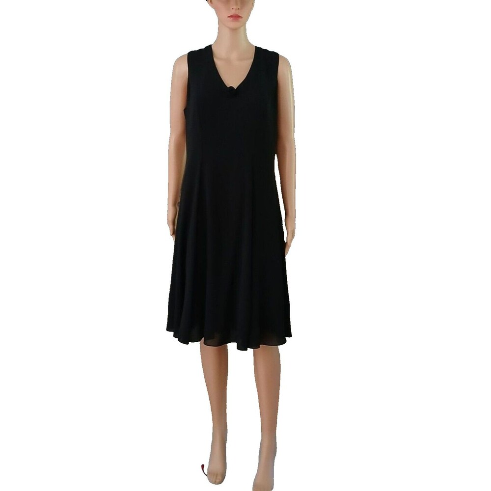 Silky Cocktail Dress Marilyn Monroe Look Black Elegant Flowy Romantic Classic